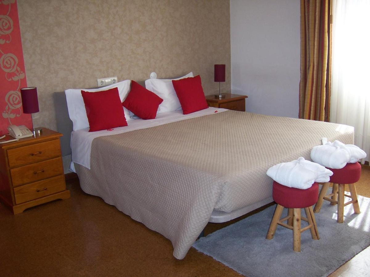 Hotel Santa Apolonia Bragança Eksteriør bilde